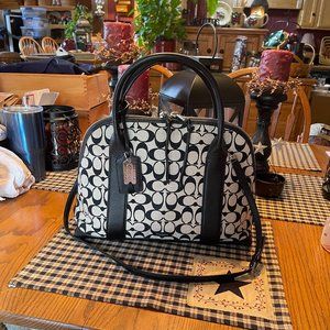 NWOT Coach Signature Logo Satchel